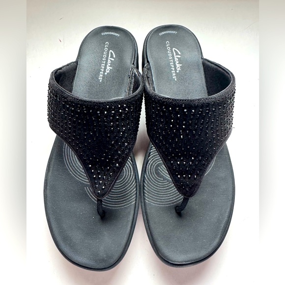 Clarks Shoes - NIB Clarks Wedge Sandal Size 10